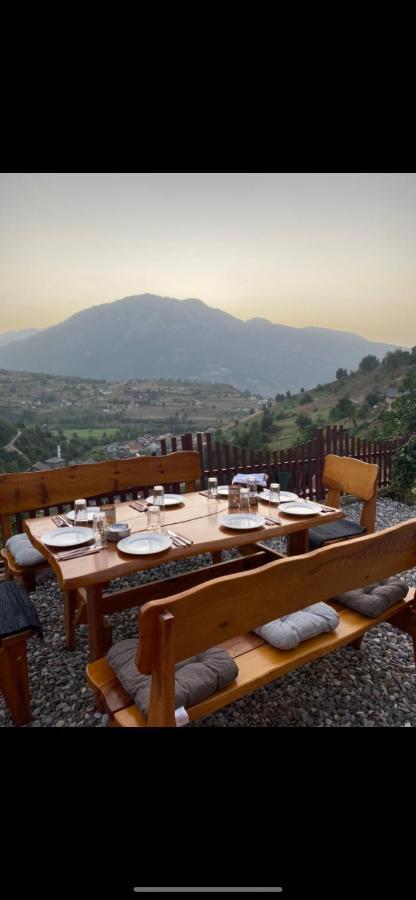 1060 Meet Eat Hike & Tour Villa Plav Ngoại thất bức ảnh